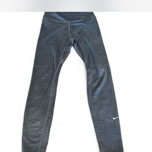Nike women’s BLUE leggings in good condition size small